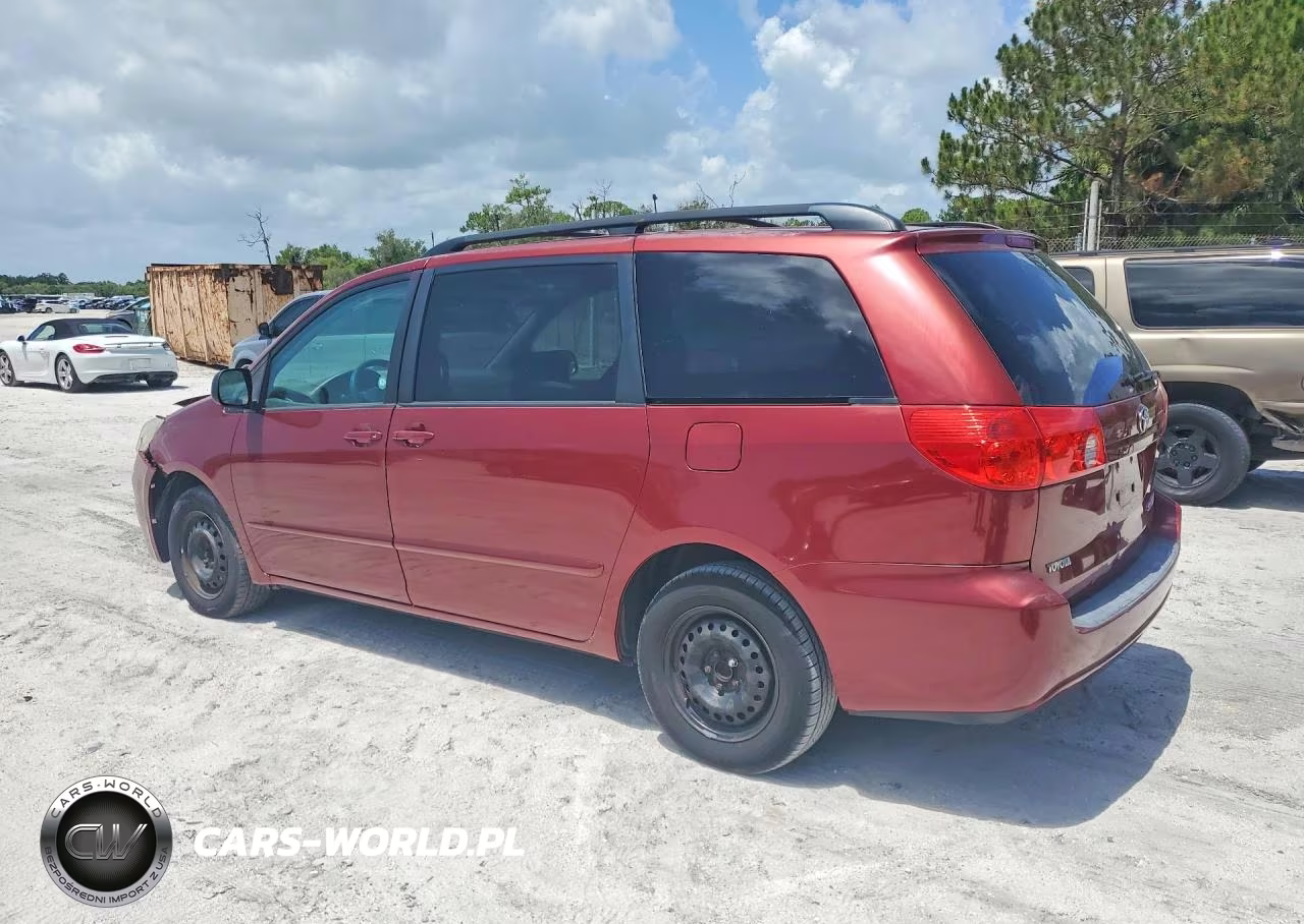2010 Toyota Sienna Le 7-Passenger VIN:5TDKK4CC3AS323506 - 2