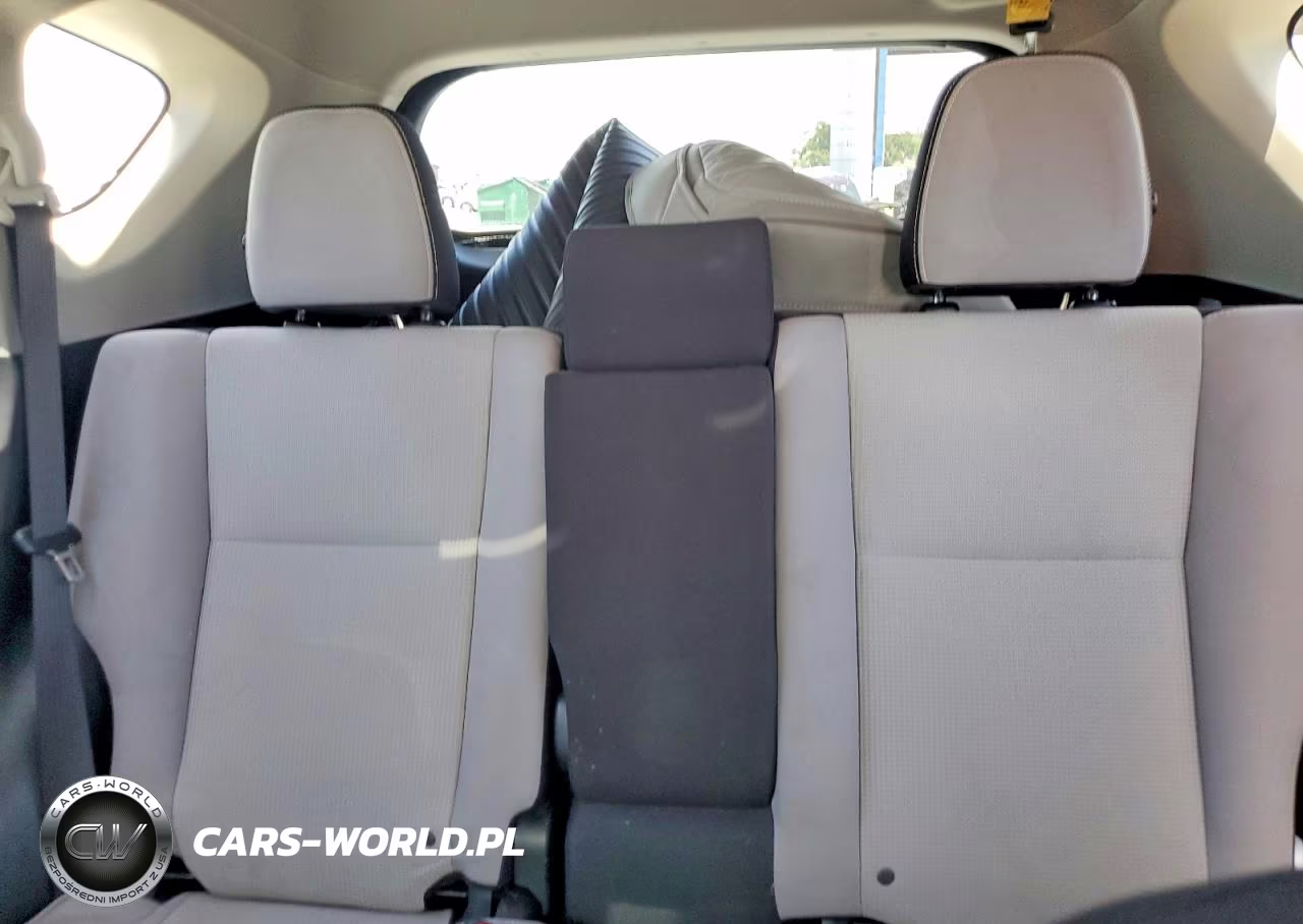 2018 Toyota Rav4 Xle VIN:JTMWFREV2JD115372 - 10