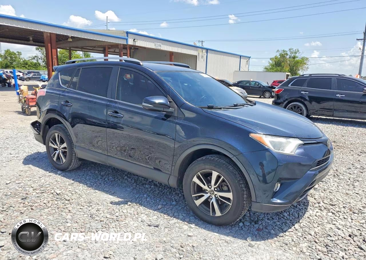 2018 Toyota Rav4 Xle VIN:JTMWFREV2JD115372 - 4