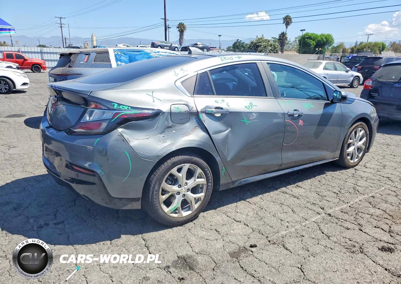 2017 Chevrolet Volt Premier VIN:1G1RD6S59HU104443 - 3