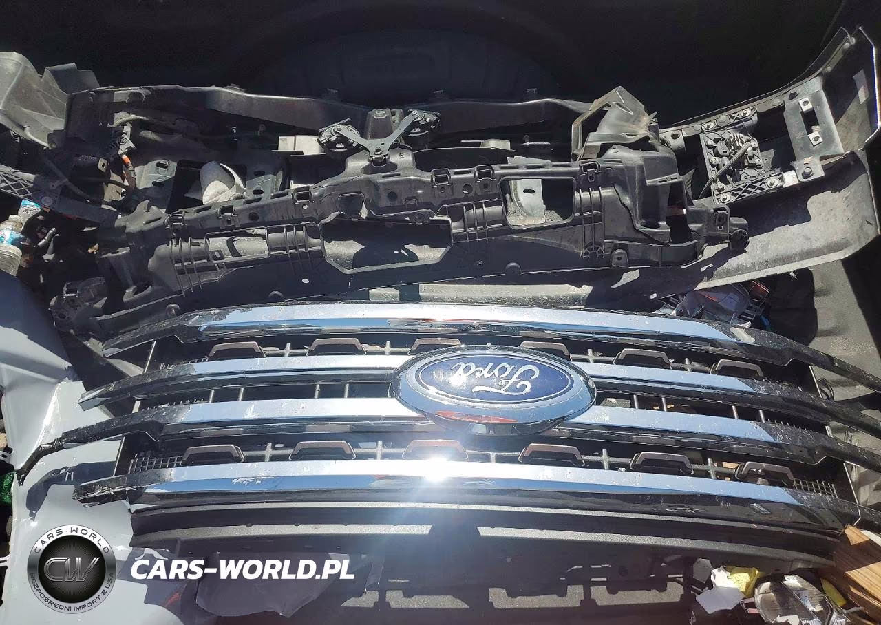 2025 Ford F350 Super Duty VIN:1FT8W3BM1SEC81394 - 12