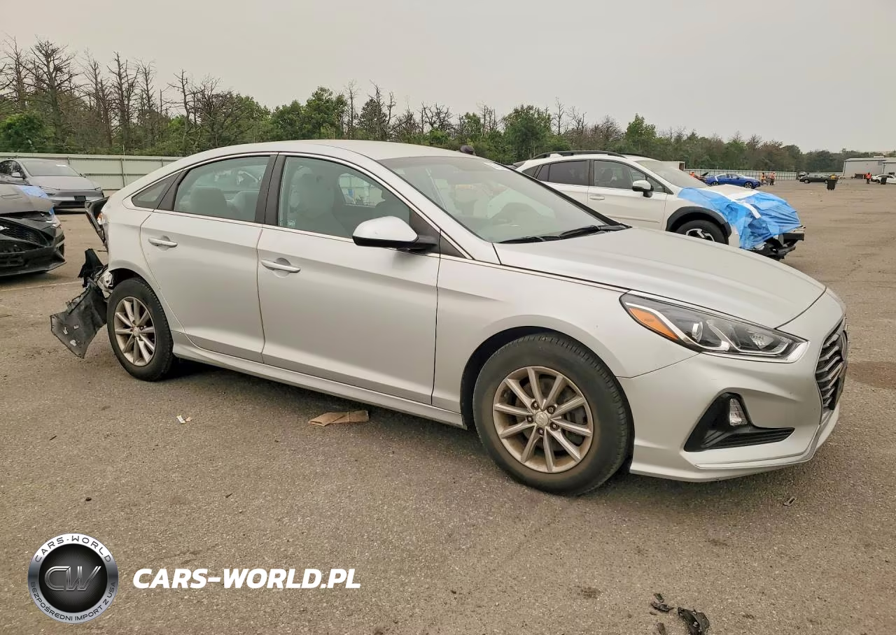2019 Hyun Sonata Se VIN:5NPE24AFXKH757732 - 4