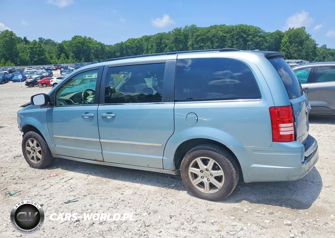 2010 Chrysler Town & Country Touring VIN:2A4RR5D17AR122398 - 2