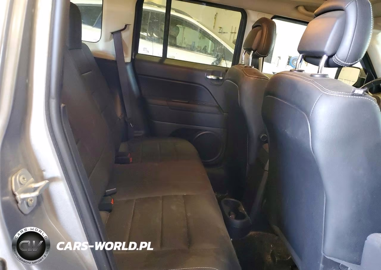 2017 Jeep Patriot Latitude VIN:1C4NJPFA3HD188237 - 10