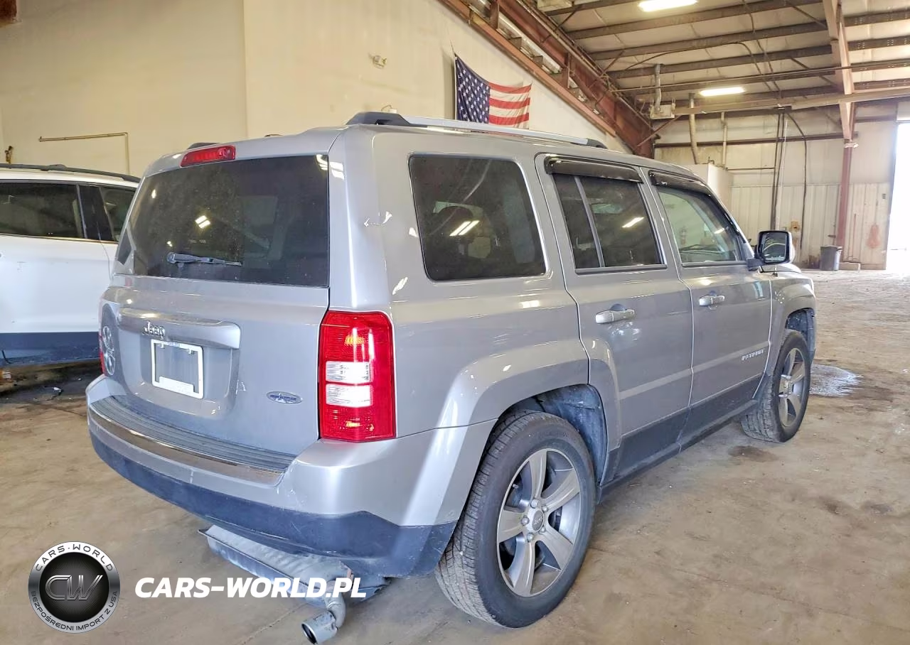 2017 Jeep Patriot Latitude VIN:1C4NJPFA3HD188237 - 3