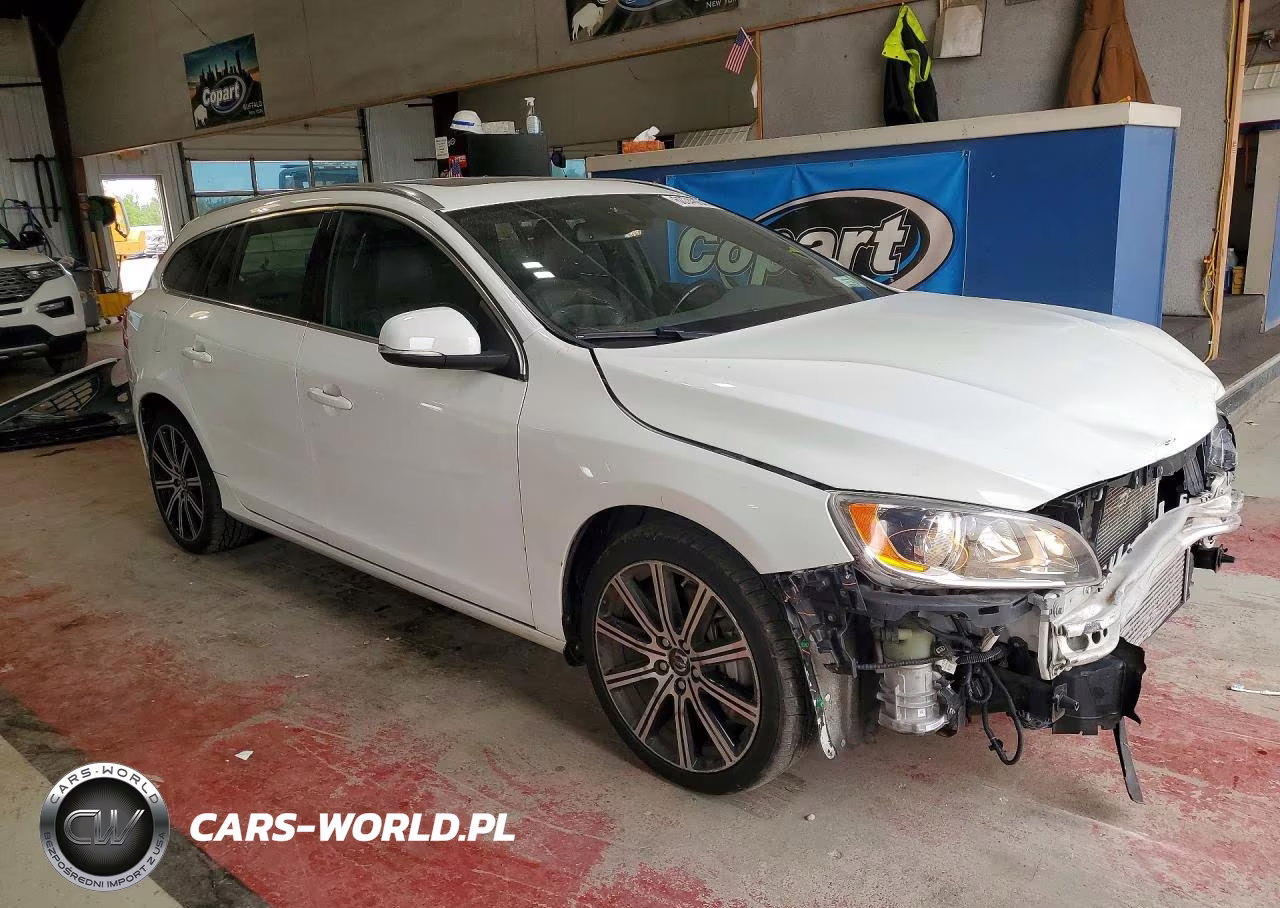 2015 Volvo V60 Premier VIN:YV1612SB1F1210749 - 4