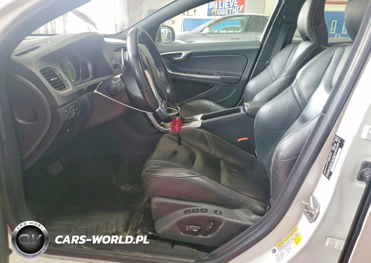 2015 Volvo V60 Premier VIN:YV1612SB1F1210749 - 7