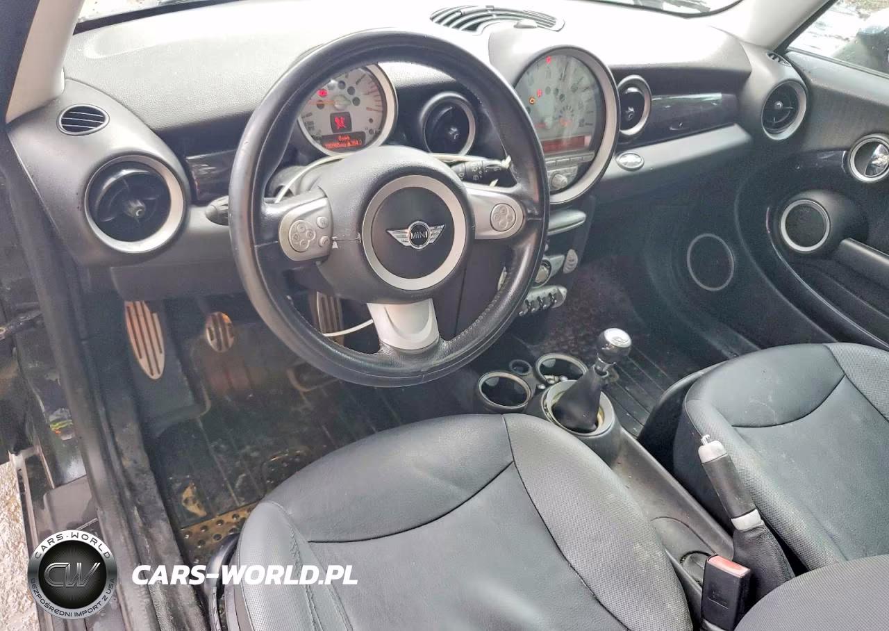 2008 Mini Cooper S Clubman VIN:WMWMM33578TP72307 - 8
