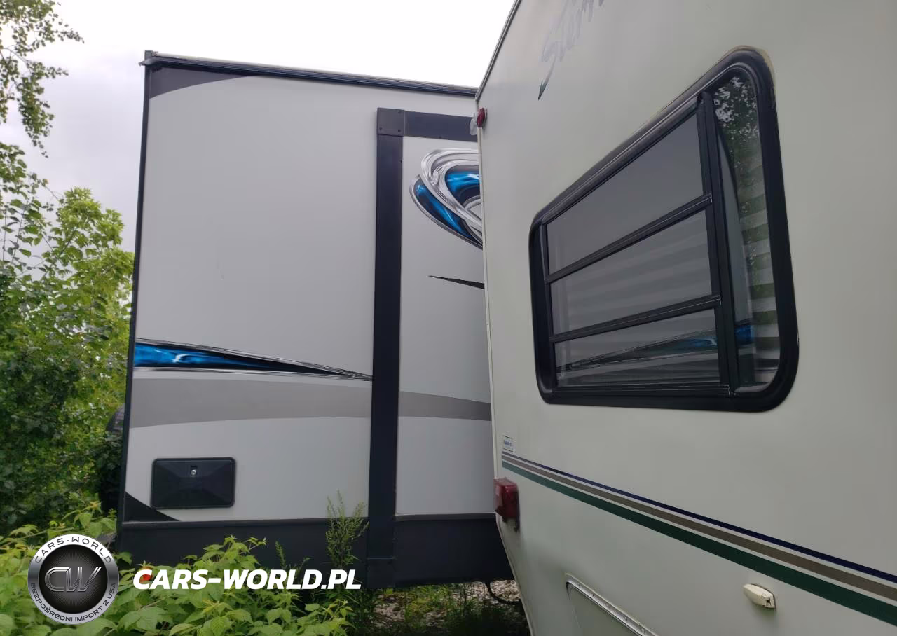 2019 Keystone Keystone VIN:4YDT31527KP910143 - 4