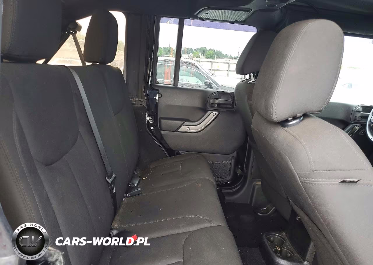 2015 Jeep Wrangler Unlimited Sport VIN:1C4HJWDG8FL764597 - 10