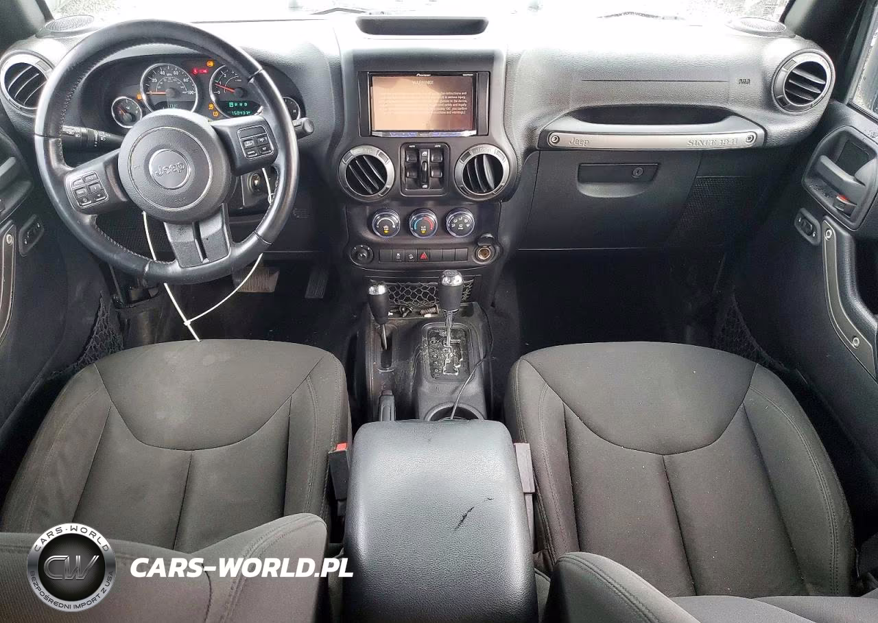 2015 Jeep Wrangler Unlimited Sport VIN:1C4HJWDG8FL764597 - 8