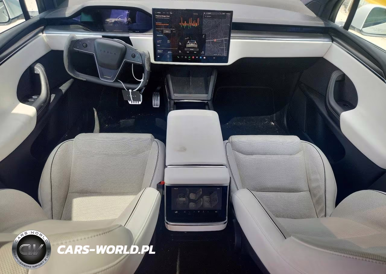 2022 Tesla Model X VIN:7SAXCBE61NF357746 - 8
