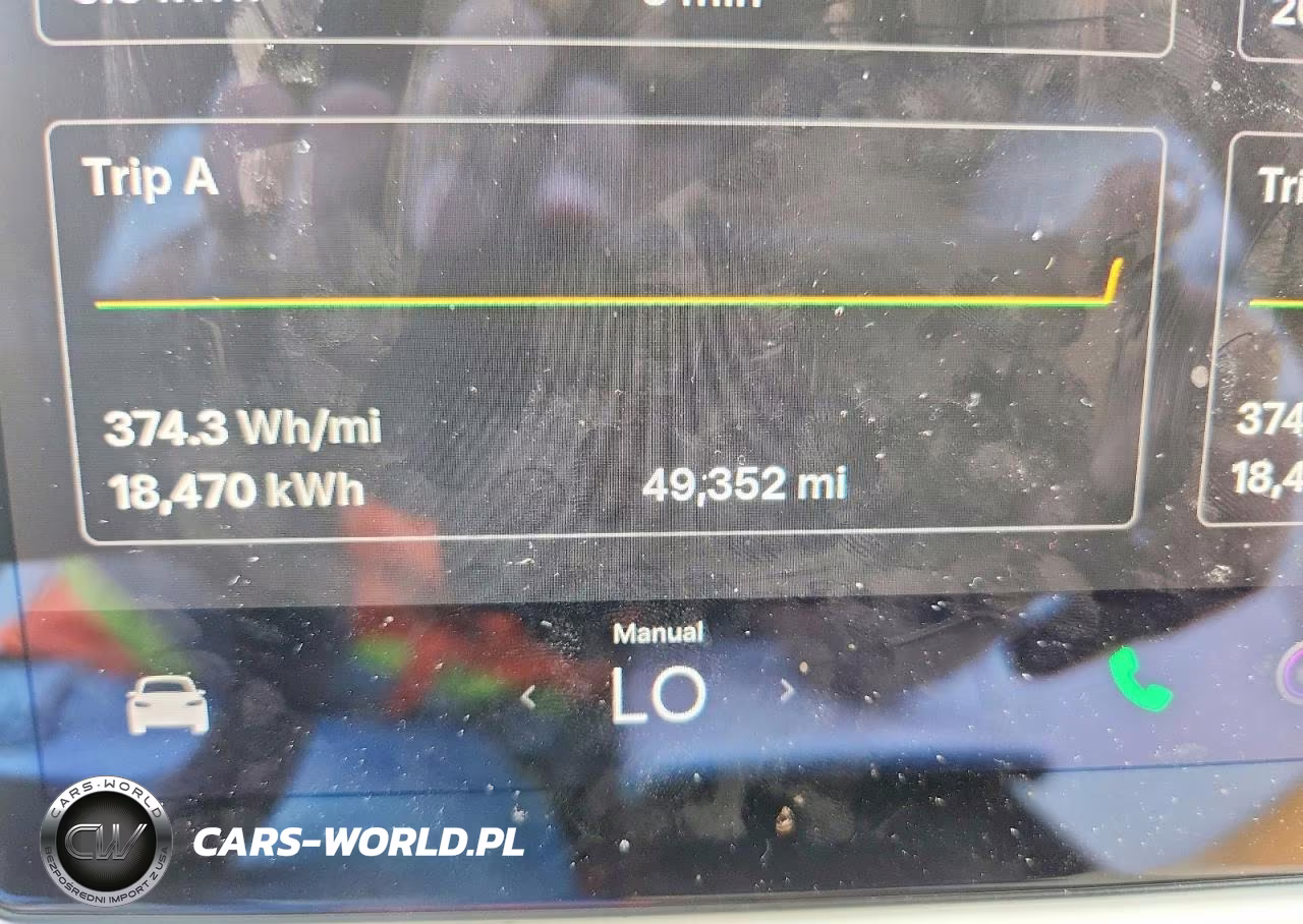 2022 Tesla Model X VIN:7SAXCBE61NF357746 - 9