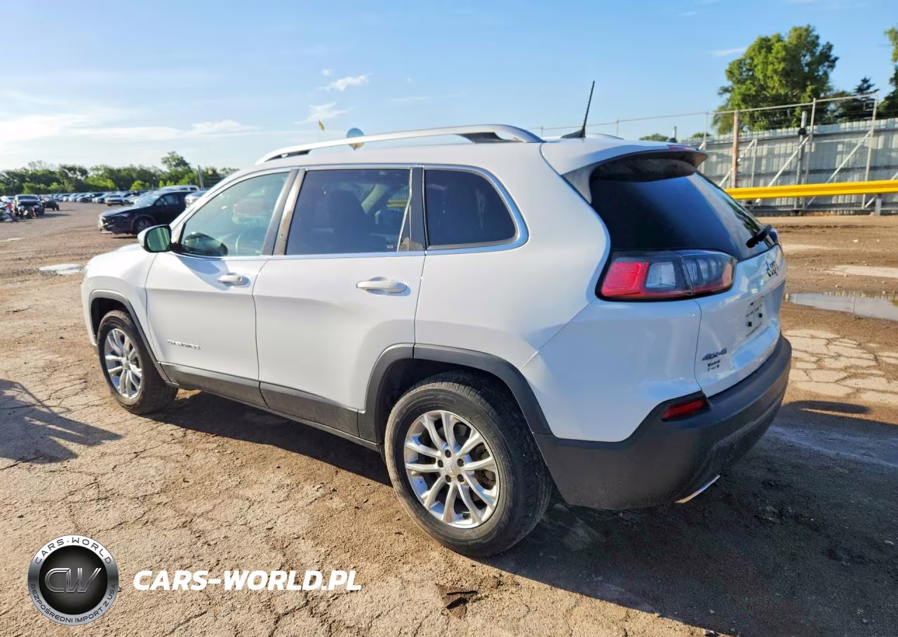 2019 Jeep Cherokee Latitude VIN:1C4PJMCX7KD218668 - 2