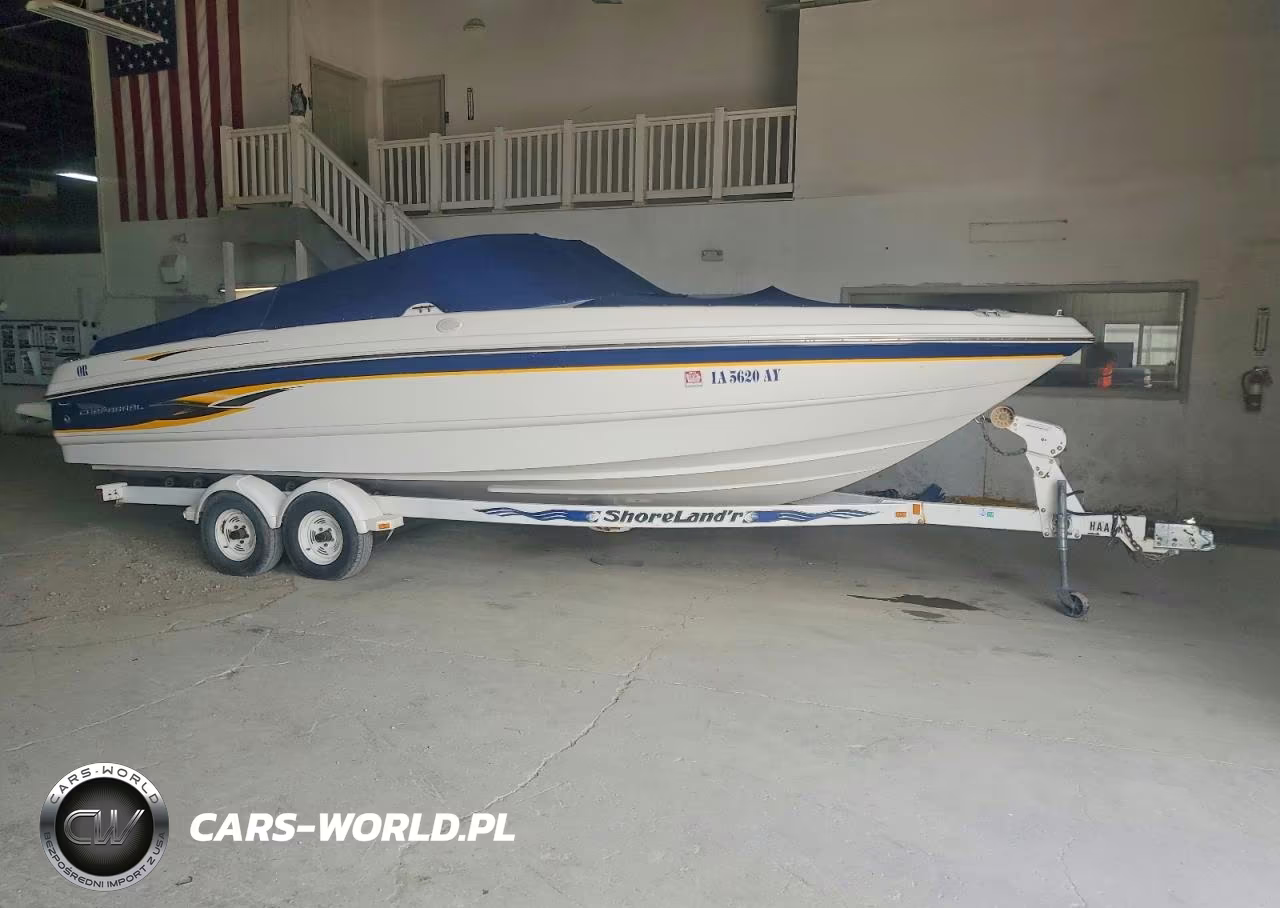 2000 Chaparral 240Ssi - Boat
