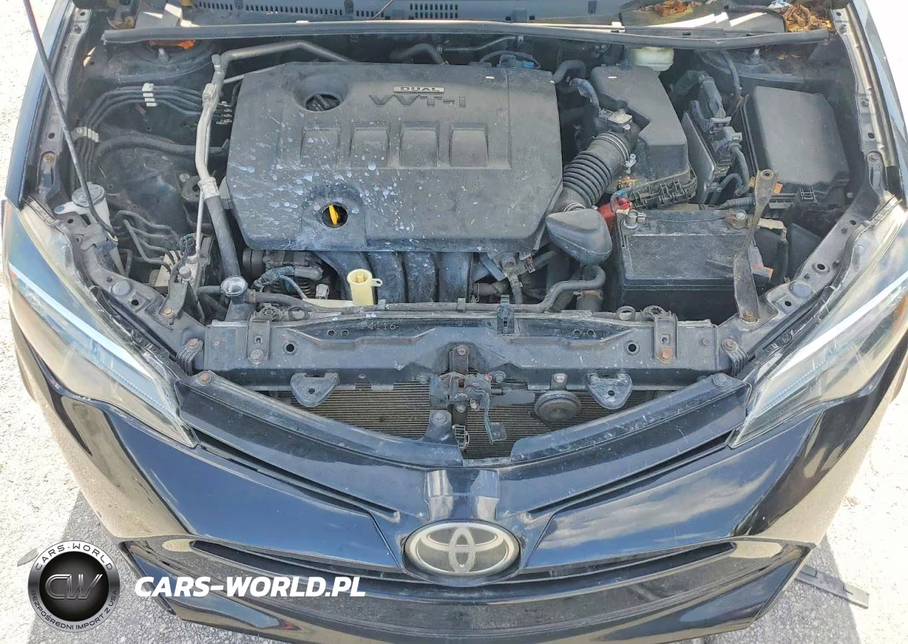 2017 Toyota Corolla Le VIN:2T1BURHE2HC813469 - 11