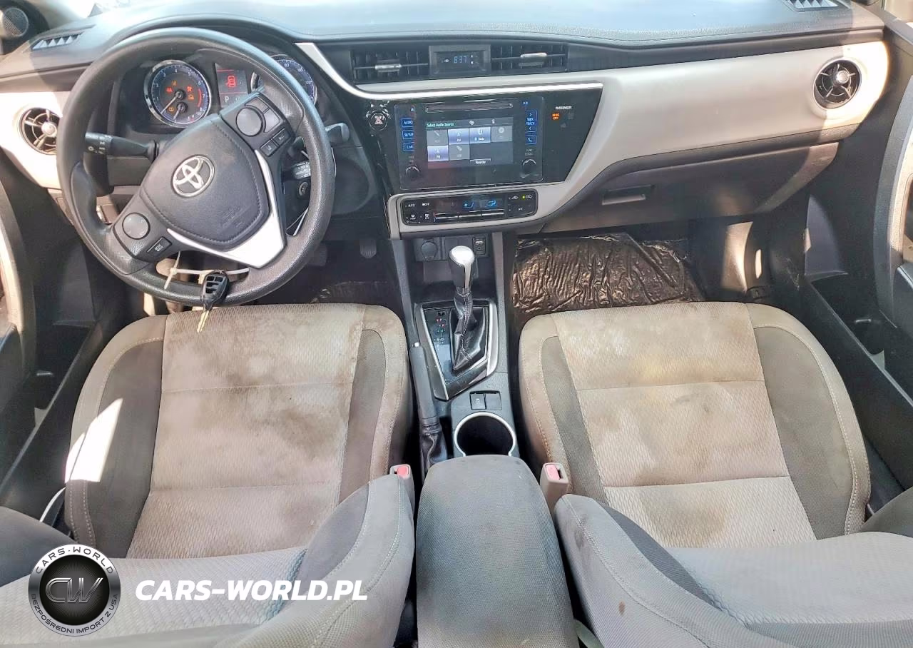 2017 Toyota Corolla Le VIN:2T1BURHE2HC813469 - 8