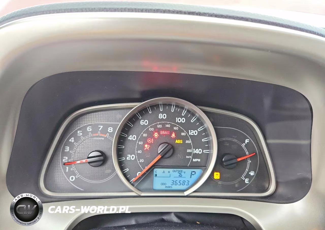 2015 Toyota Rav4 Le VIN:JTMZFREV5FD073641 - 9
