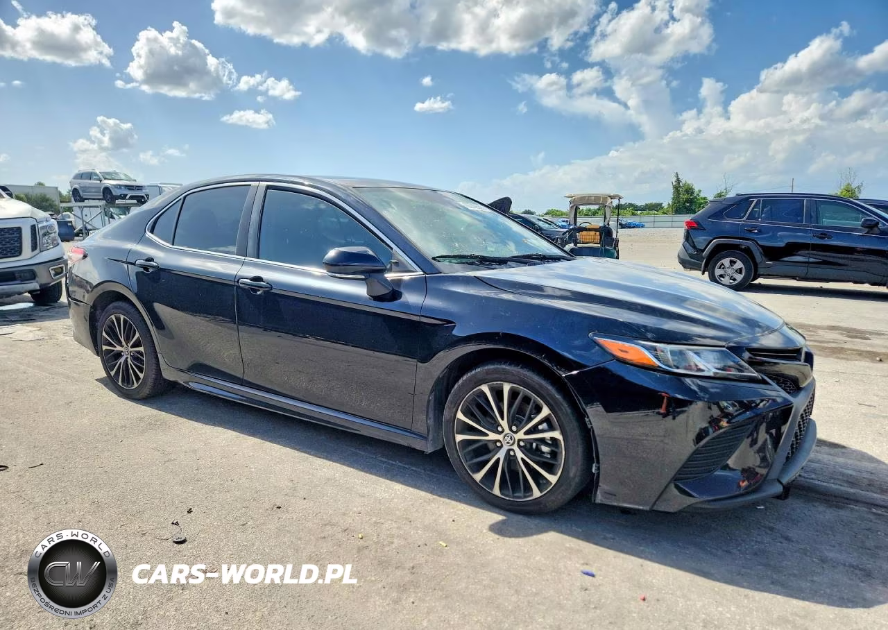 2019 Toyota Camry Se VIN:4T1B11HK3KU711393 - 4