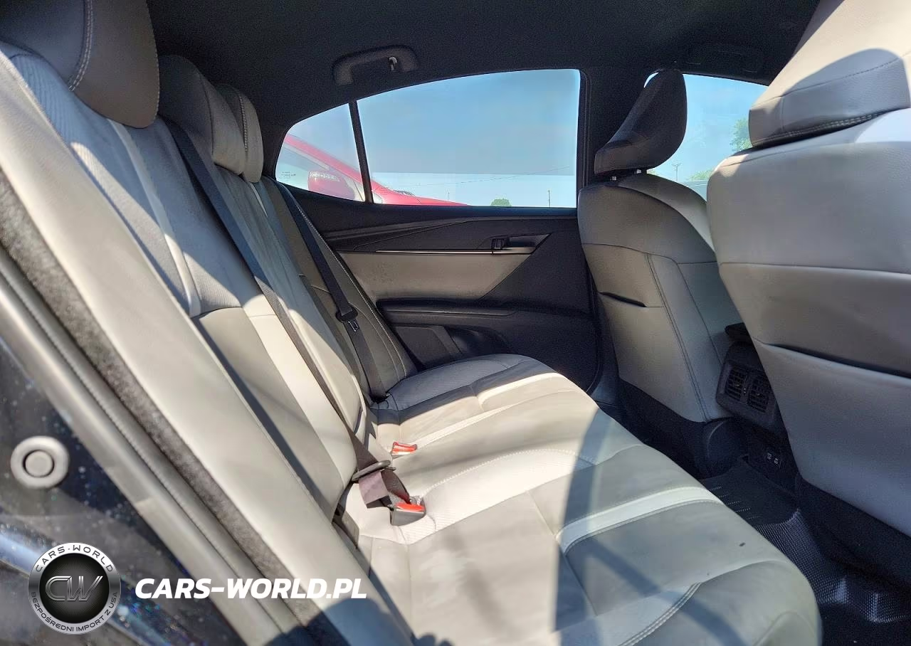 2026 Toyota Camry Se VIN:4T1DAACK4TU718015 - 10
