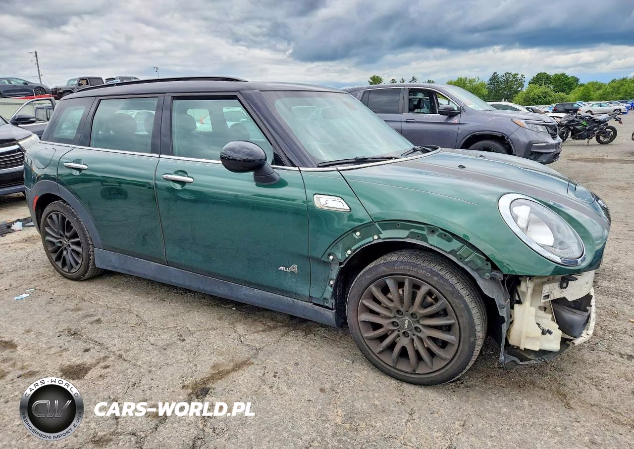 2017 Mini Cooper S Clubman All4 VIN:WMWLU5C56H2E80325 - 4