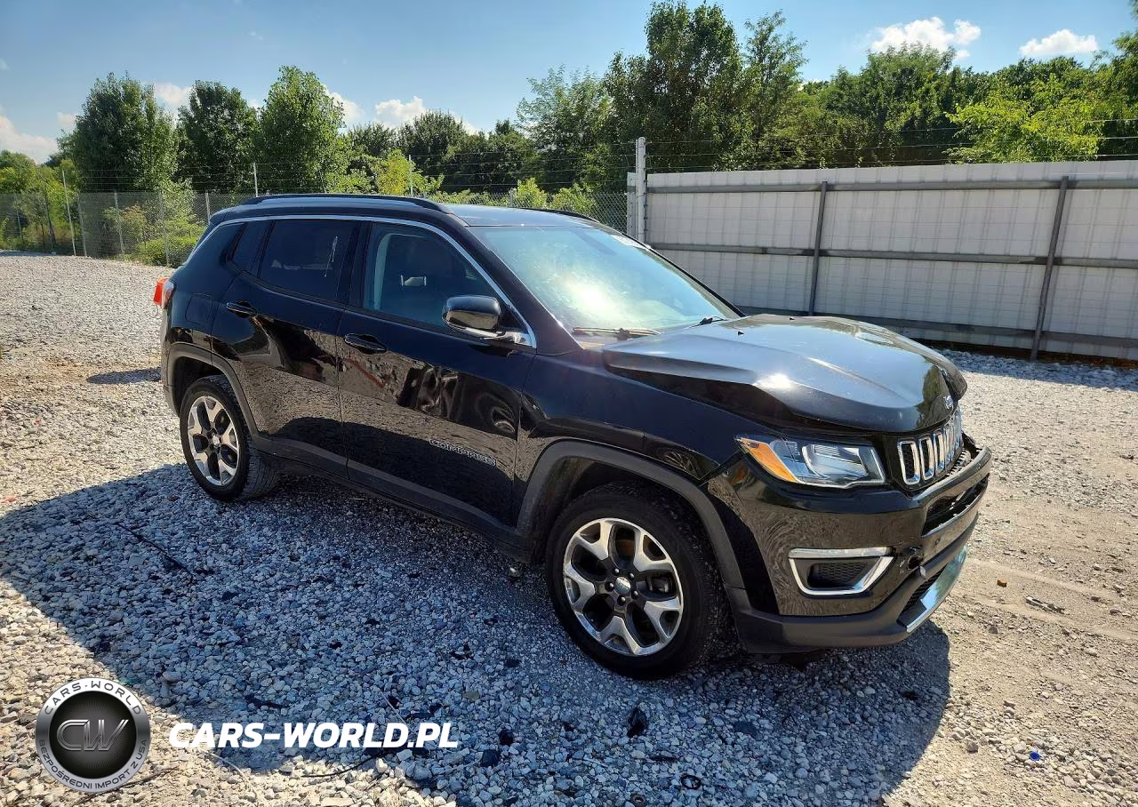 2019 Jeep Compass Limited VIN:3C4NJDCB2KT661395 - 4