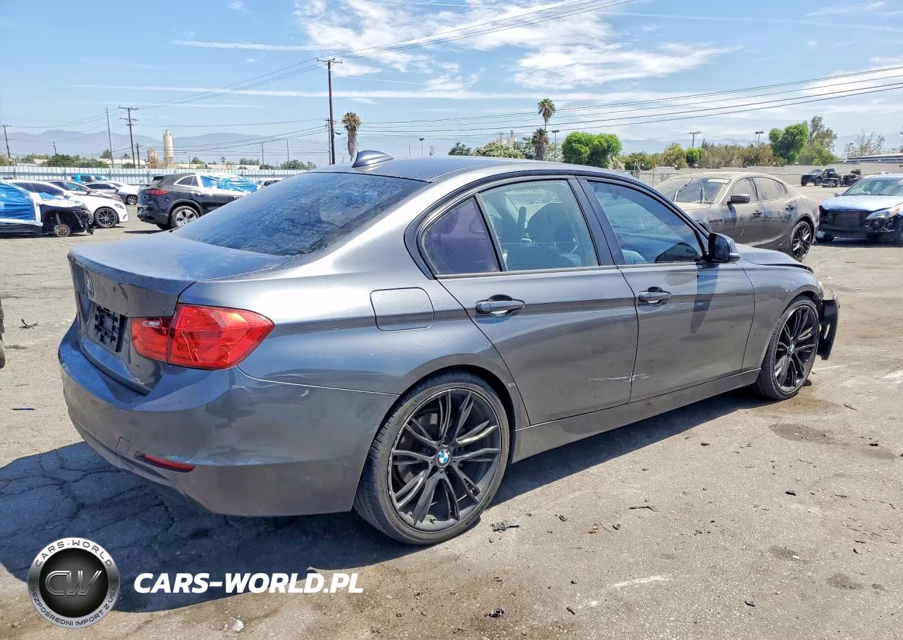 2015 BMW 320 I VIN:WBA3B1C55FK139734 - 3
