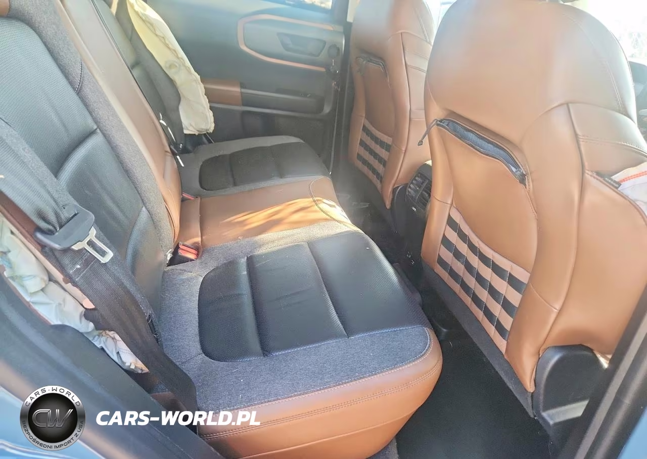 2021 Ford Bronco Sport Outer Banks VIN:3FMCR9C66MRB26033 - 11