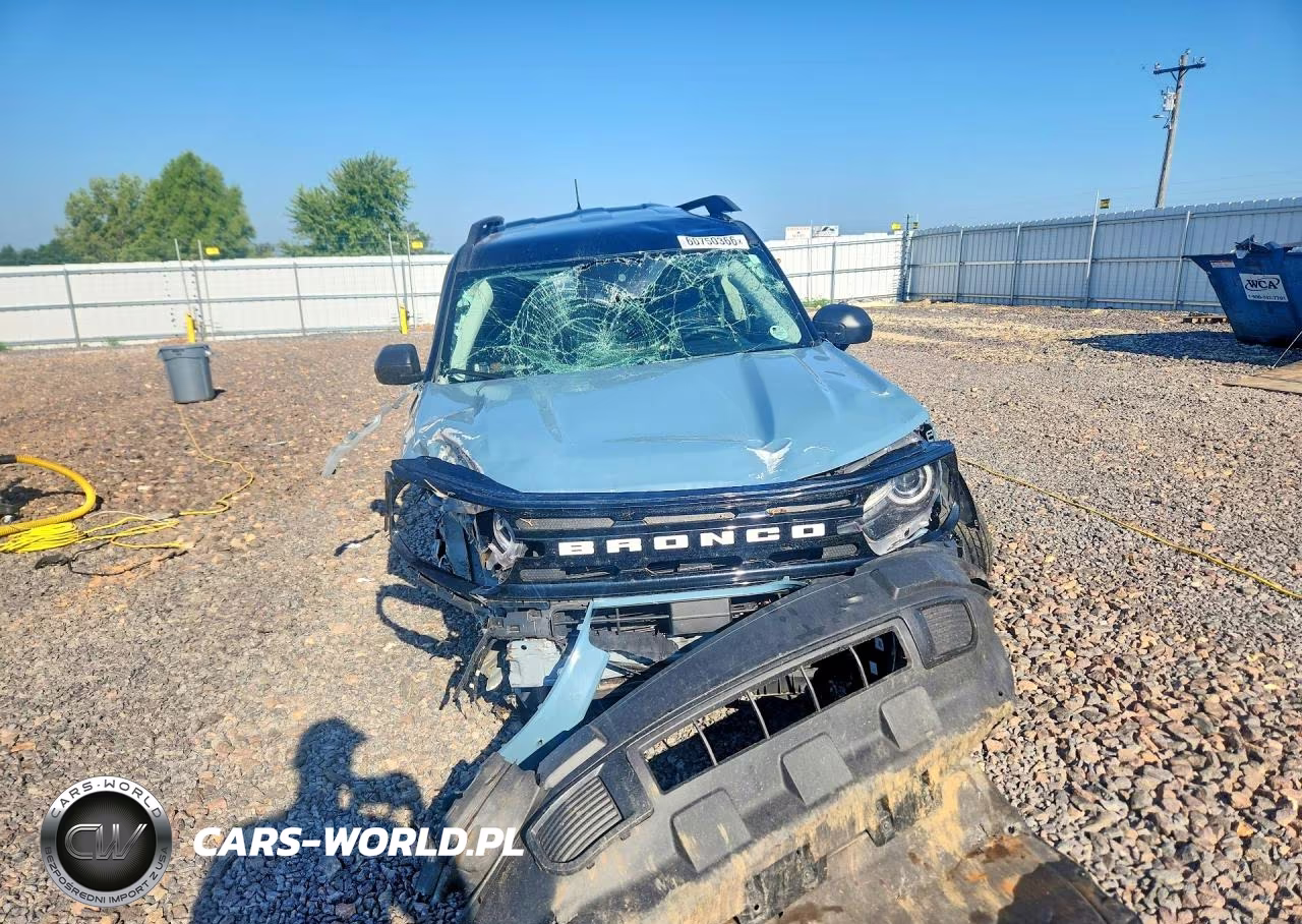 2021 Ford Bronco Sport Outer Banks VIN:3FMCR9C66MRB26033 - 5