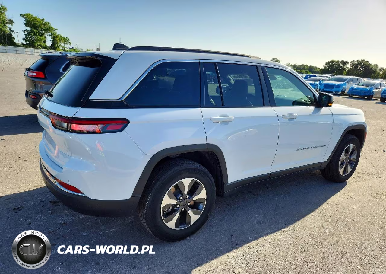 2024 Jeep Grand Cherokee Limited 4Xe VIN:1C4RJYB6XRC116595 - 3