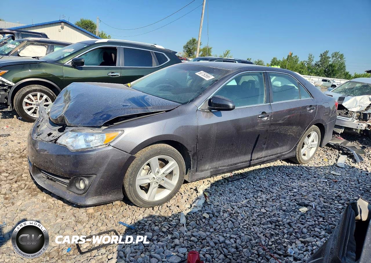2013 Toyota Camry Se – zdjęcie 1 z 13