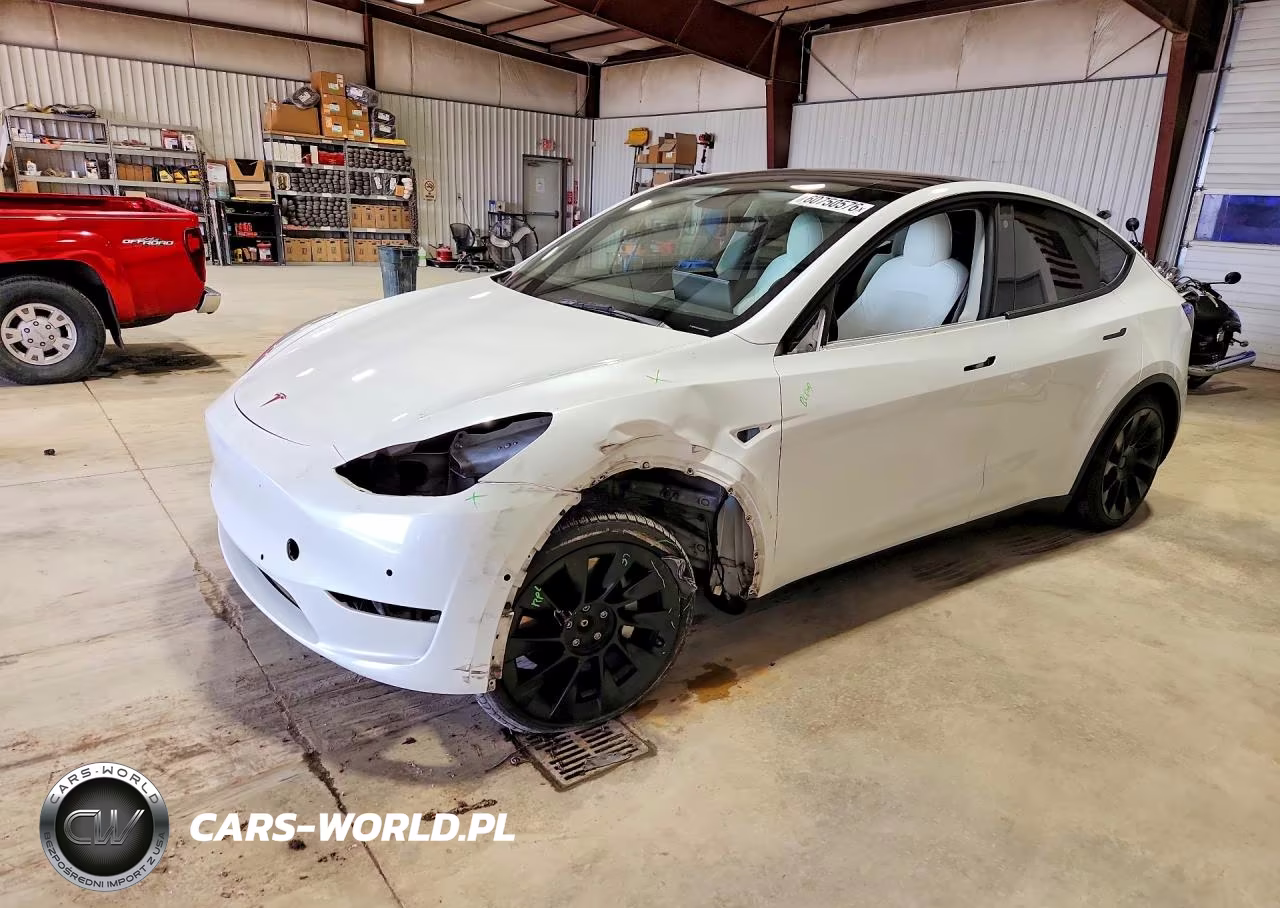 2021 Tesla Model Y – zdjęcie 1 z 13