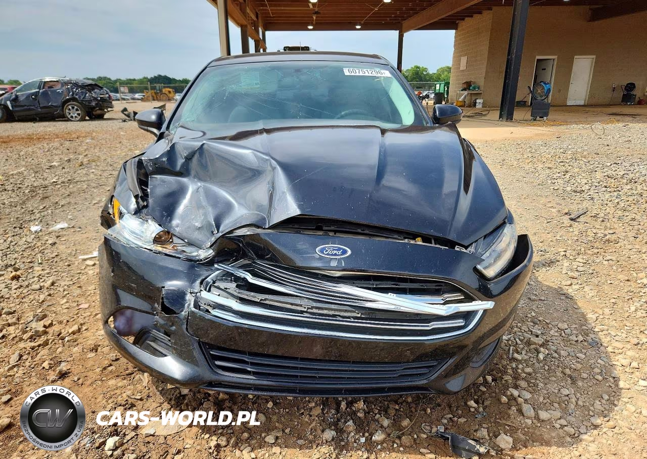 2015 Ford Fusion S VIN:3FA6P0G75FR288945 - 5