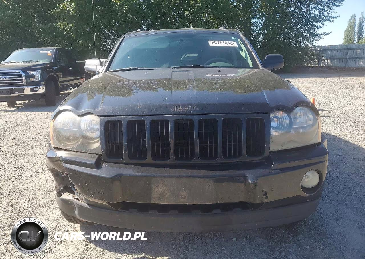 2005 Jeep Grand Cherokee Laredo VIN:1J4GR48K85C645867 - 5