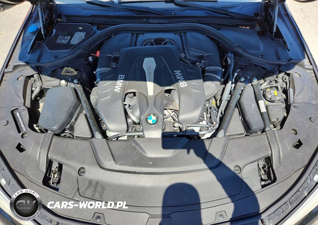 2016 BMW 750 Xi VIN:WBA7F2C57GG419252 - 11