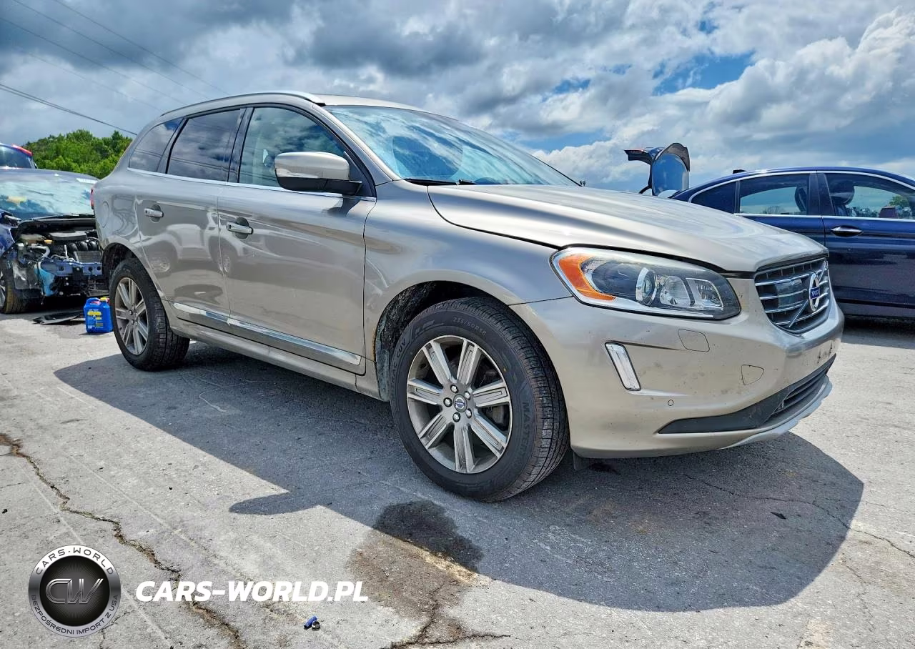 2016 Volvo Xc60 T6 Platinum VIN:YV449MRM5G2918665 - 4