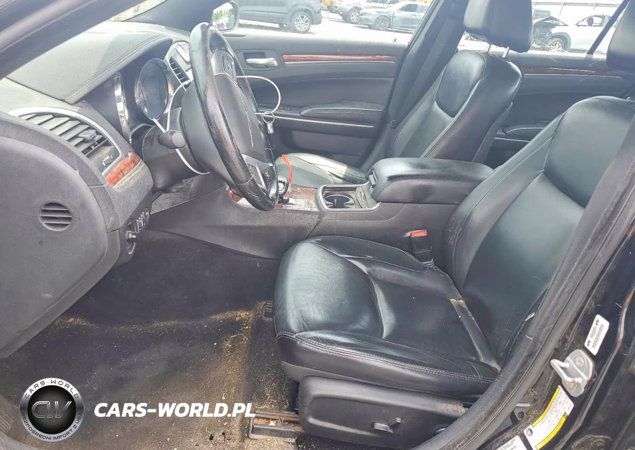 2014 Chrysler 300 VIN:2C3CCARG9EH374124 - 7