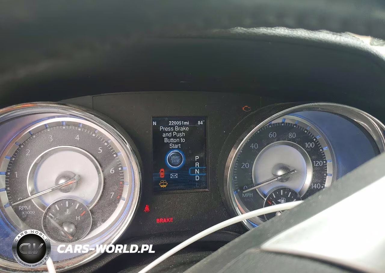 2014 Chrysler 300 VIN:2C3CCARG9EH374124 - 9