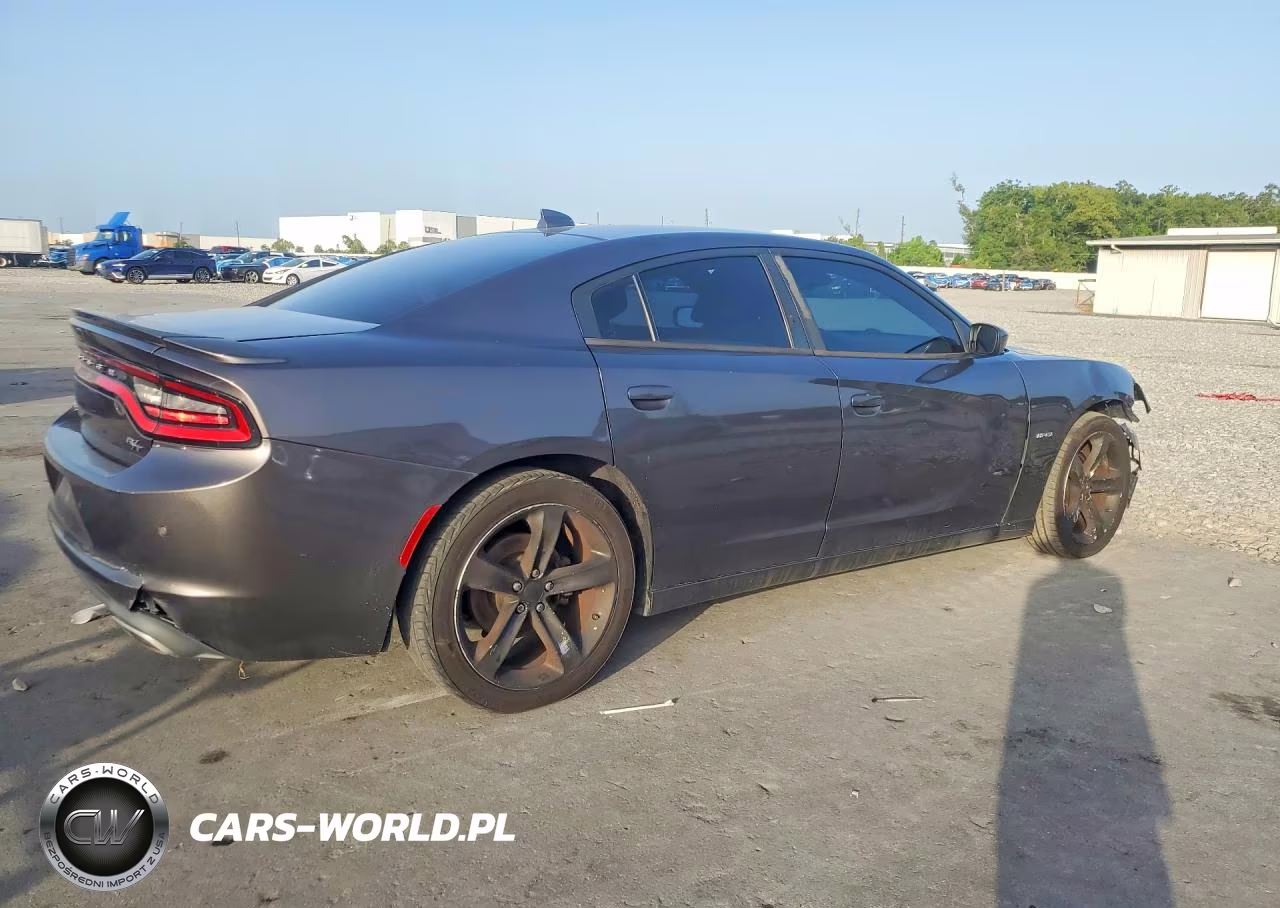 2018 Dodge Charger R-T VIN:2C3CDXCT5JH260993 - 3