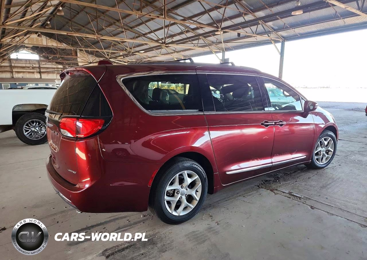 2020 Chrysler Pacifica Limited VIN:2C4RC1GGXLR192514 - 3