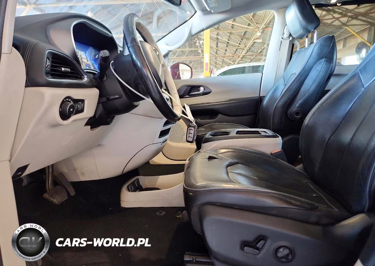 2020 Chrysler Pacifica Limited VIN:2C4RC1GGXLR192514 - 7