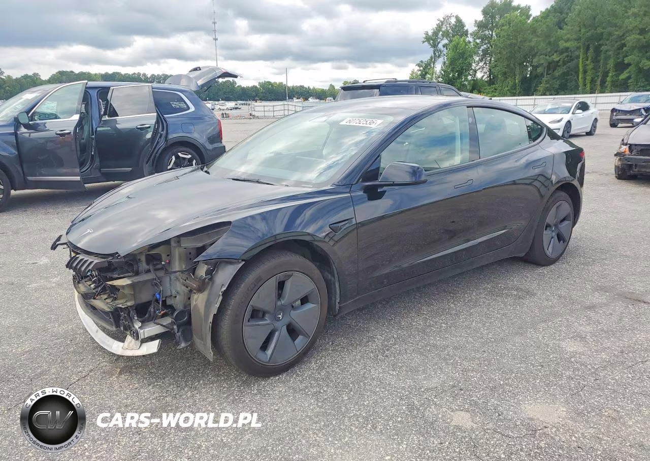 2023 Tesla Model 3 – zdjęcie 1 z 12
