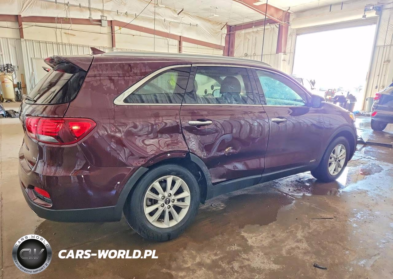 2019 Kia Sorento Lx V6 VIN:5XYPGDA53KG478048 - 3
