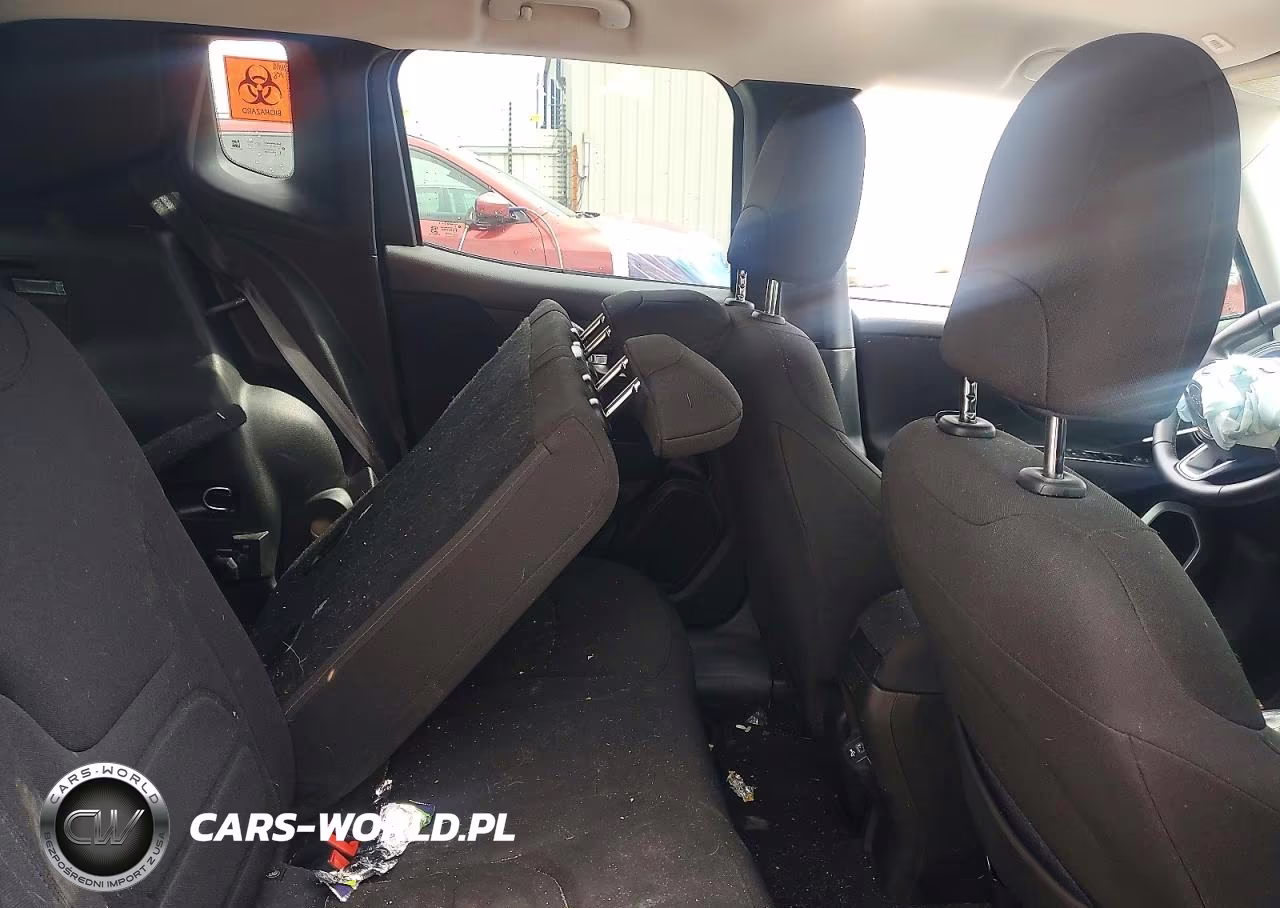 2020 Jeep Renegade Latitude VIN:ZACNJABB7LPL66928 - 10