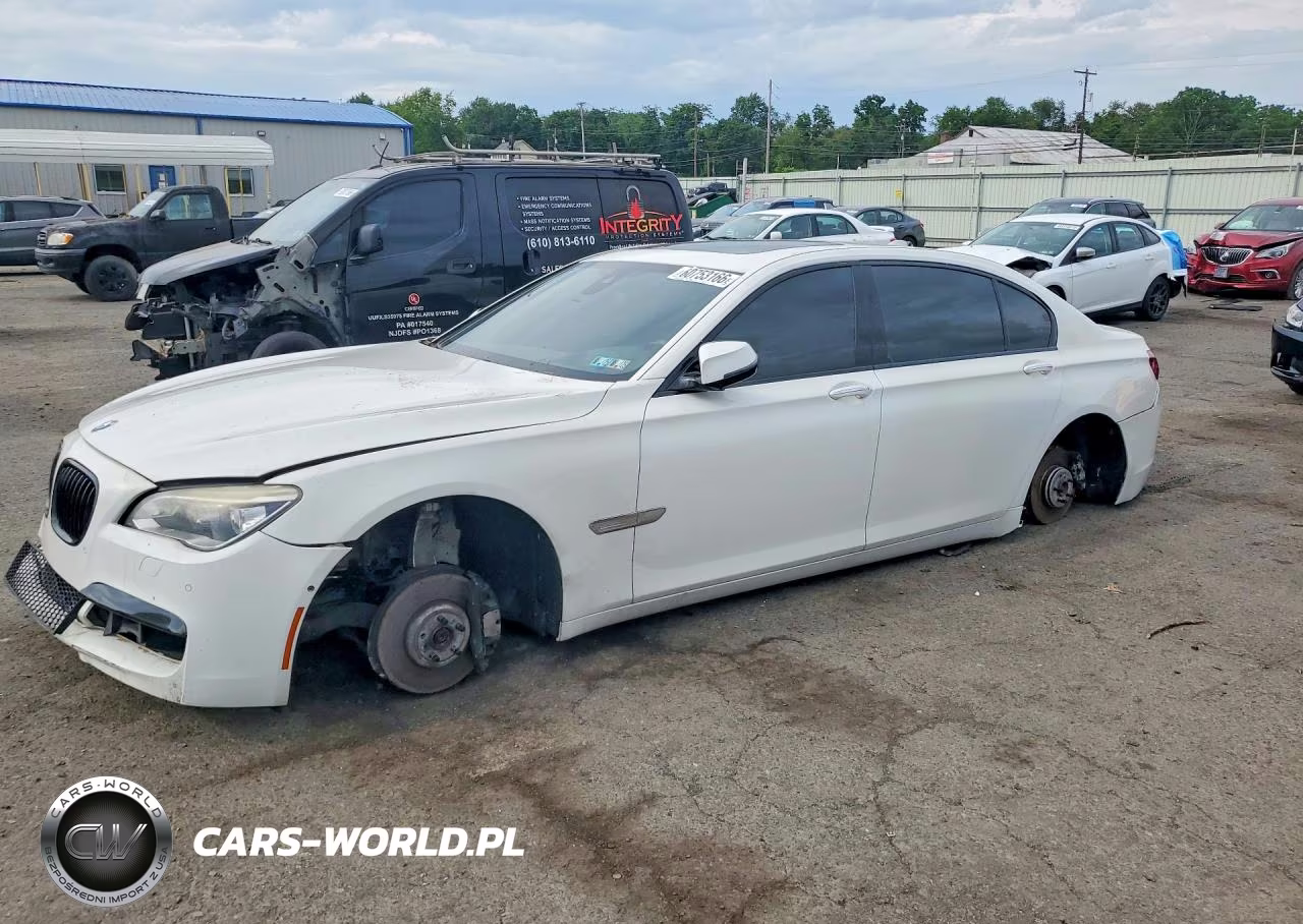 2013 BMW 750 Lxi