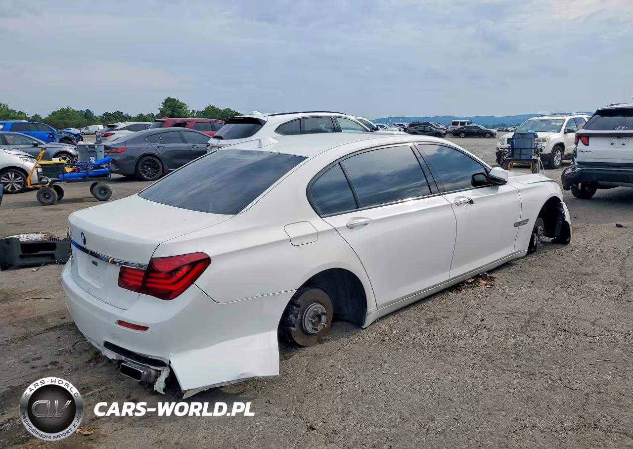 2013 BMW 750 Lxi VIN:WBAYF8C5XDD139930 - 3