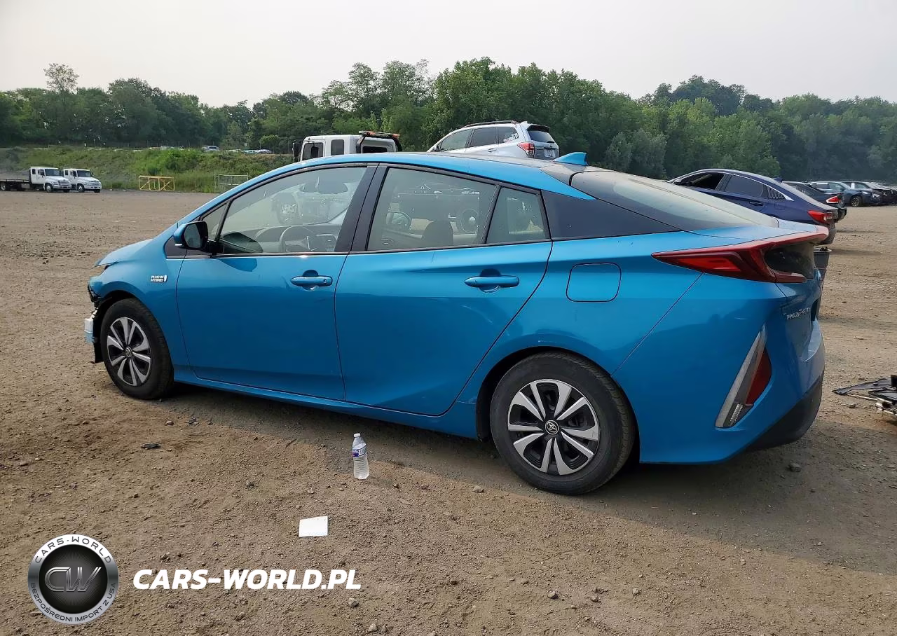 2017 Toyota Prius Prime Plus VIN:JTDKARFP6H3024814 - 2