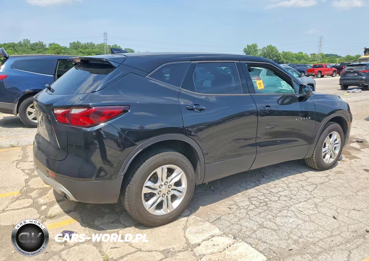 2019 Chevrolet Blazer 1Lt VIN:3GNKBBRA3KS646663 - 3