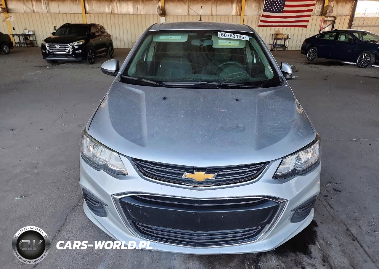 2018 Chevrolet Sonic Lt VIN:1G1JD5SB1J4124091 - 5