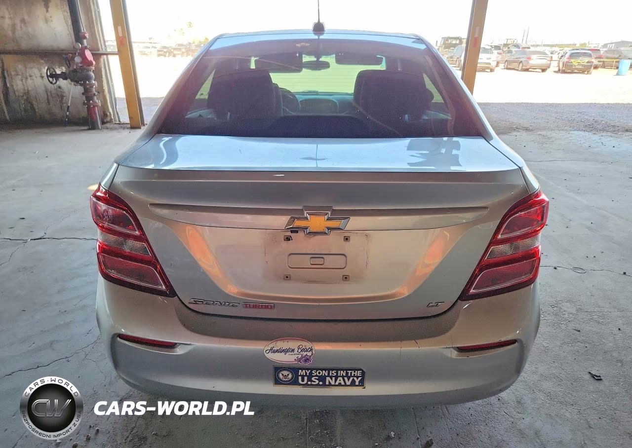2018 Chevrolet Sonic Lt VIN:1G1JD5SB1J4124091 - 6